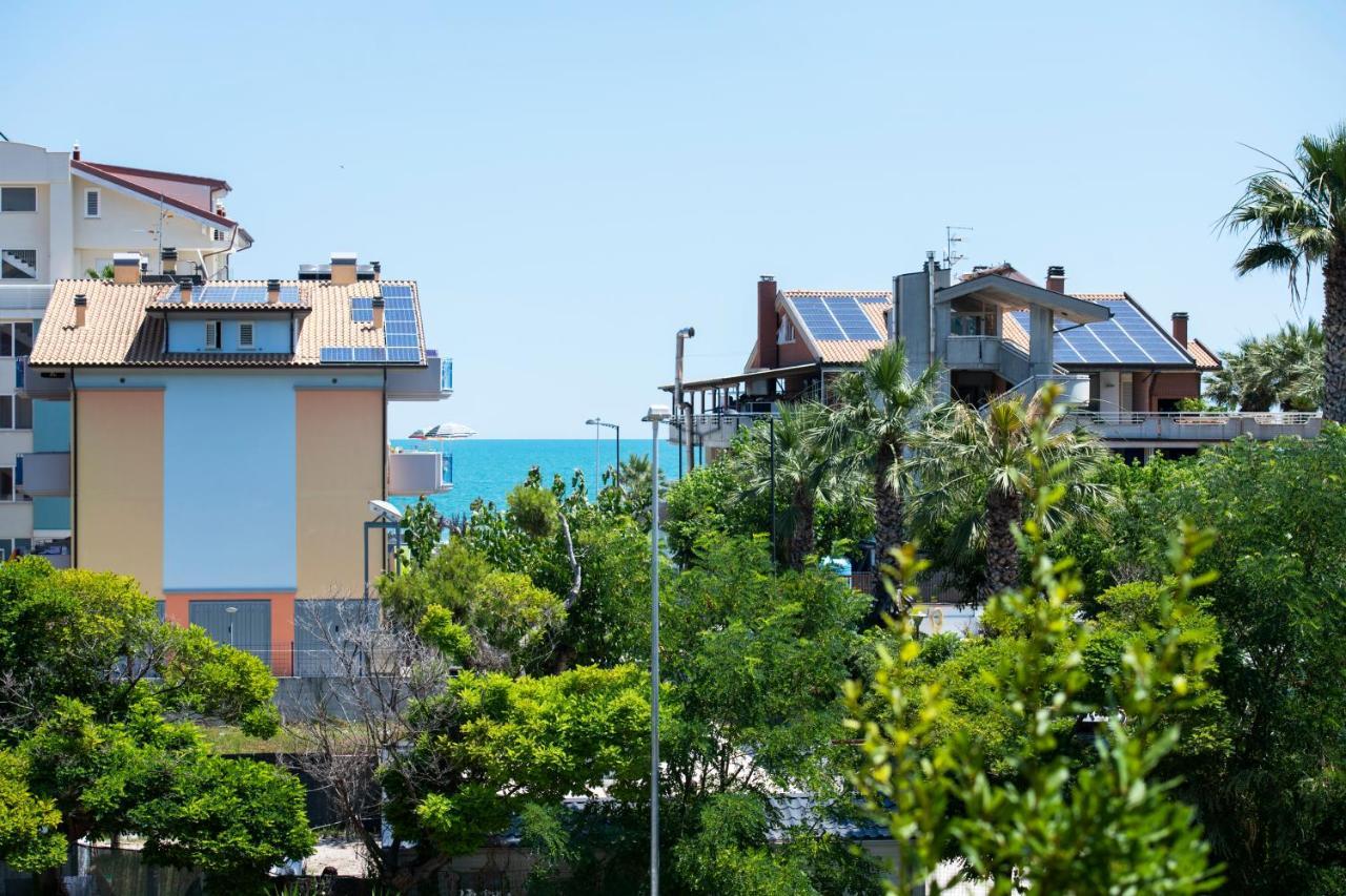 Accogliente Trilocale Turone A Due Passi Dal Mare Apartment Martinsicuro Bagian luar foto