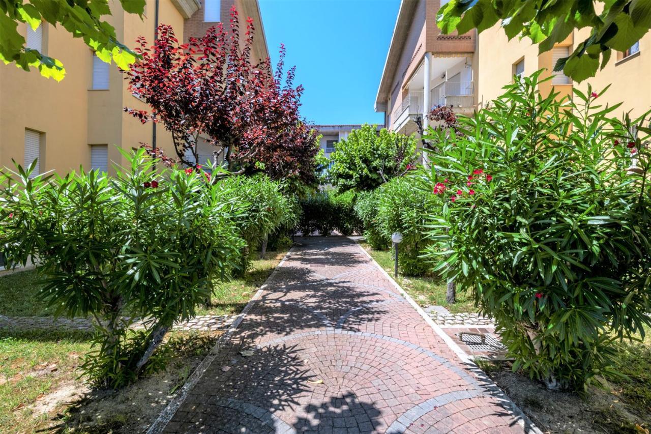 Accogliente Trilocale Turone A Due Passi Dal Mare Apartment Martinsicuro Bagian luar foto