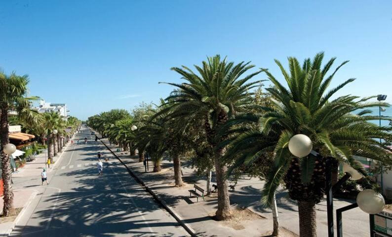 Accogliente Trilocale Turone A Due Passi Dal Mare Apartment Martinsicuro Bagian luar foto